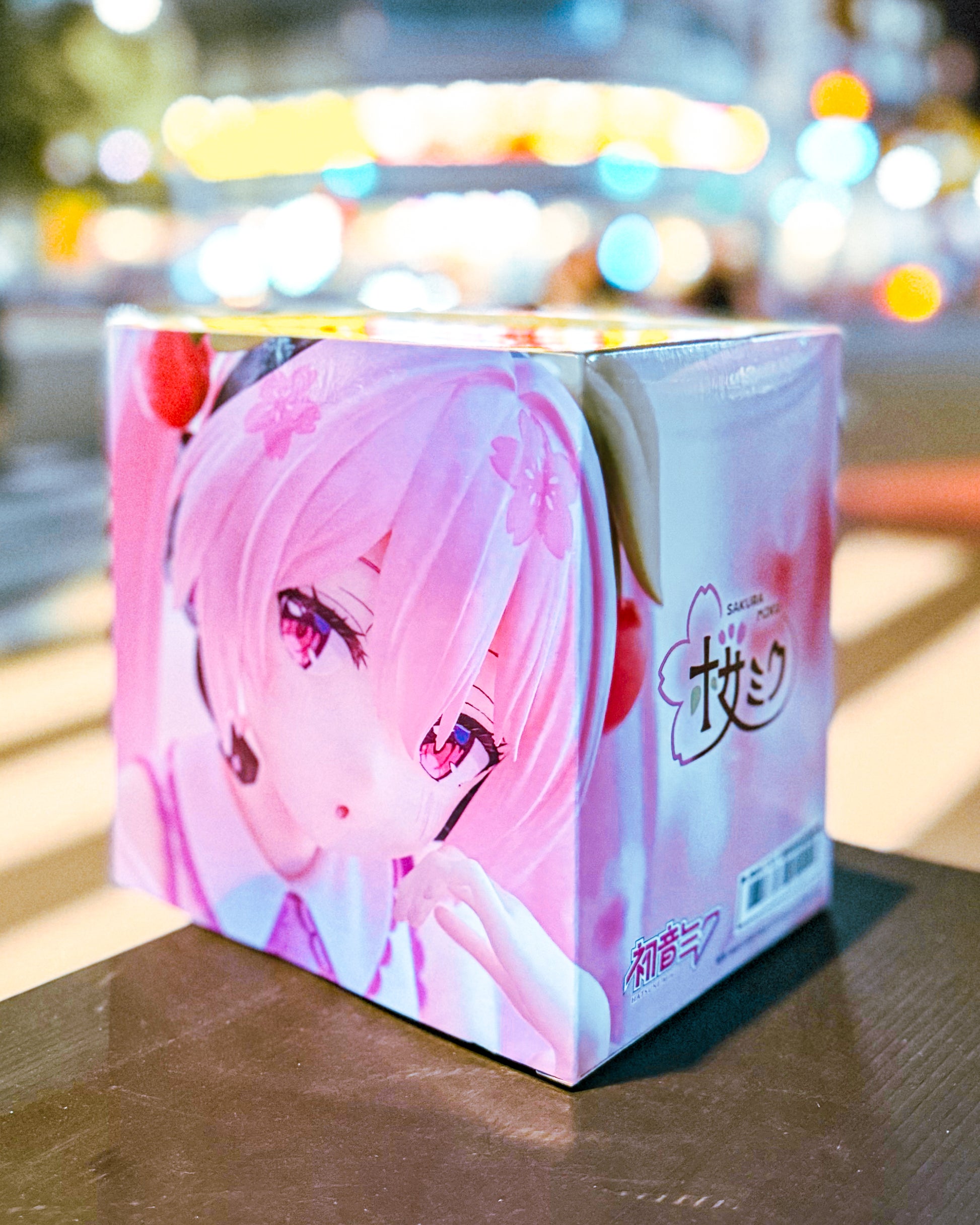 【TAITO PRIZE/タイトープライズ】初音ミク 桜ミク Desktop Cute フィギュア ～さくらんぼクッションver.～